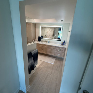 A Stunning Bathroom Remodel with a Doorless Shower