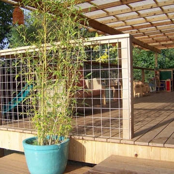 Trex Deck, Cedar Rails and Trellis, Hogwire