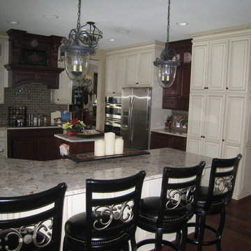HOLIDAY KITCHENS CABINETRY