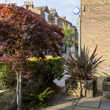 https://earthdesigns.co.uk/portfolio/front-garden-design-east-london/