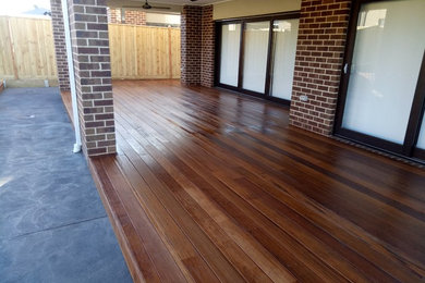 Design ideas for a large deck in Melbourne.