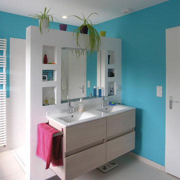 Salle-de-bains familiale