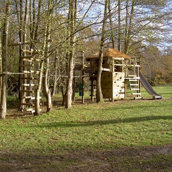 Fun treehouses by Treehouse Life - Garden Playhouses