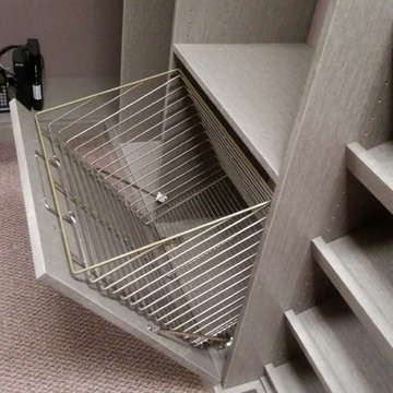 ORGANIZED CLOSET