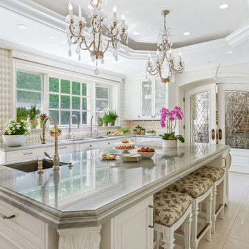 Beverly Hills Traditional Kitchen