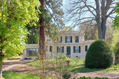 Idée de décoration pour une façade de maison.