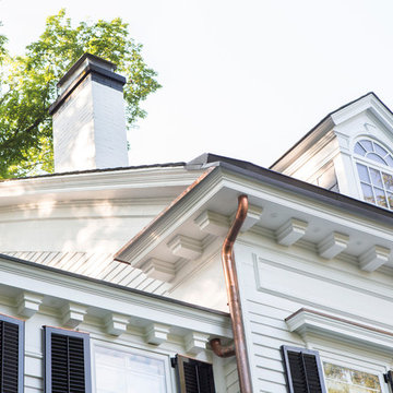 Front Exterior Roof Molding