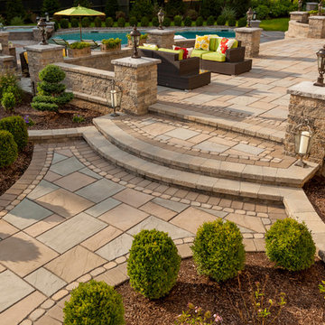 Mediterranean Style Walkway