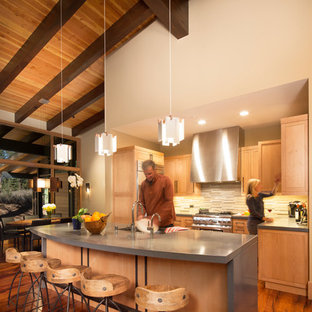 Medium Size Kitchen Houzz