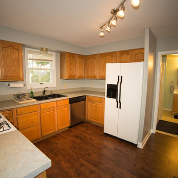 NEW LISTING 208 S ELMWOOD AVENUE, TRAVERSE CITY, MI