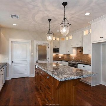17793 Seneca Springs, College Station, TX 77845