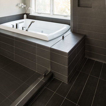 Contemporary Bath with linear drain