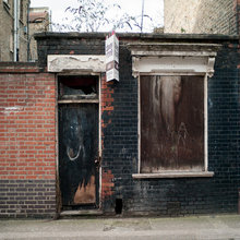 British Houzz: Old London Workshop Makes the Most of Tiny Dimensions