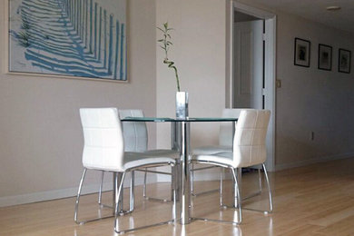 Inspiration for a timeless dining room remodel in Miami