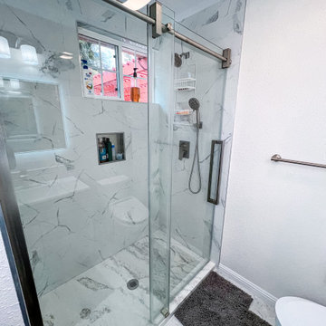 Amazing compact shower room with WC