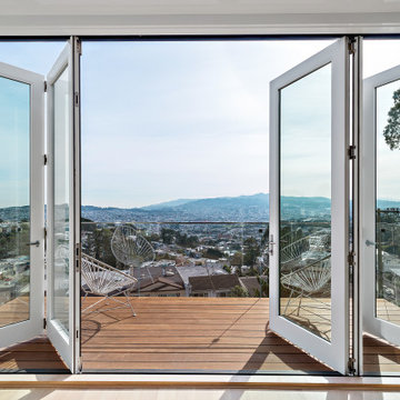 Modern San Francisco Dwelling Enjoys Indoor/Outdoor Living with Folding Doors