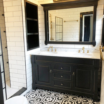 Black And White Bathroom
