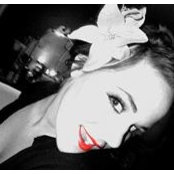 Cortney Busens foto