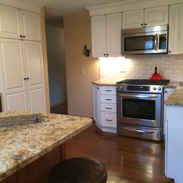 Touchstone Auburn Alabaster with Auburn Wild Honey Island