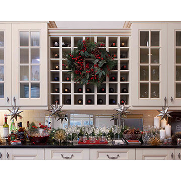 Holiday Party Tips from a Pro