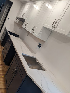 Lakedale Quartz Countertops
