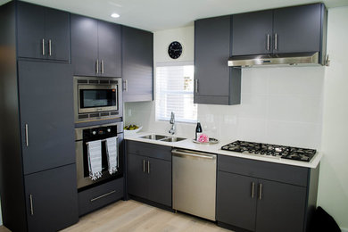 Minimalist kitchen photo in Vancouver