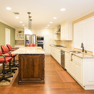 Moralez Kitchen