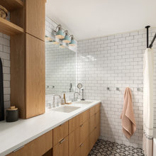 Bathroom (Cabinet Towers)