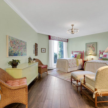 Shabby Chic Girls' Room