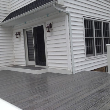 Trex Transcends Island Mist with Trex Transcends White Rail