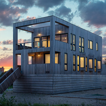 Contemporary Seaside Home