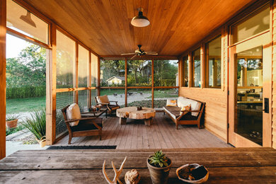 Farmhouse porch photo in Austin