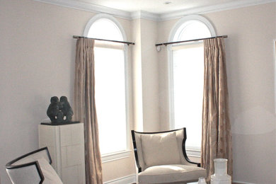 Trendy living room photo in Ottawa