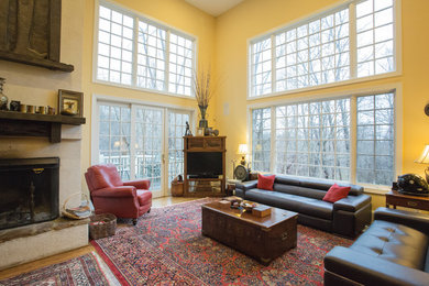 Family room - traditional family room idea in Philadelphia