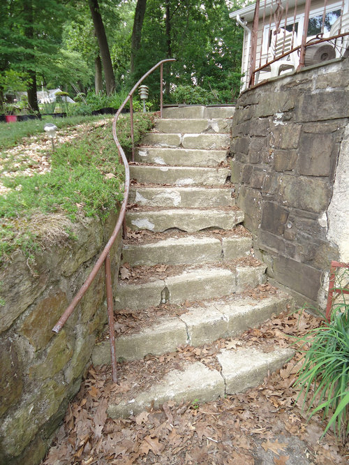 Enclosing exterior stairs from driveway to front door