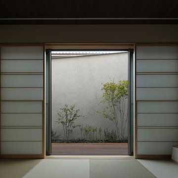 三鷹の家