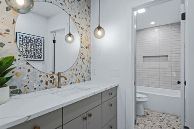 Bathroom - bathroom idea in Austin