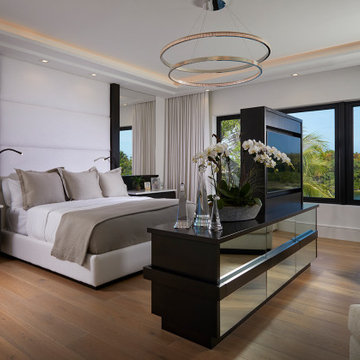 Timeless Transitional Residence