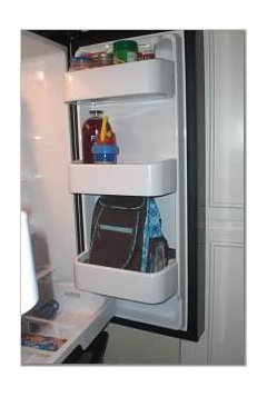 Please help! Bottom freezer fridge: single door vs. French door?