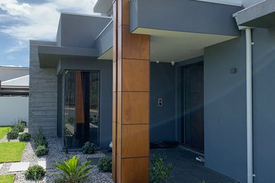 Design ideas for a modern entryway in Sydney.