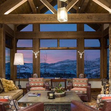 Western Vacation Home- ranchwood™ Reclaimed Barnwood Alternative