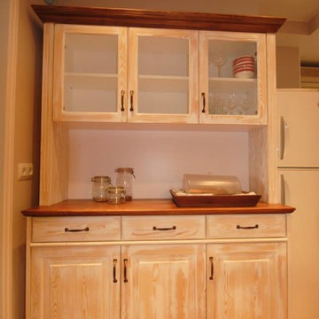 Mesa y alacena estilo vintage
