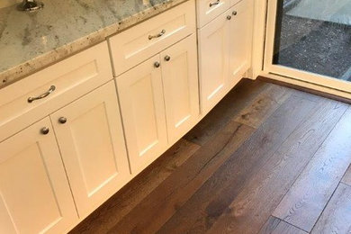 Example of a classic kitchen design in San Francisco