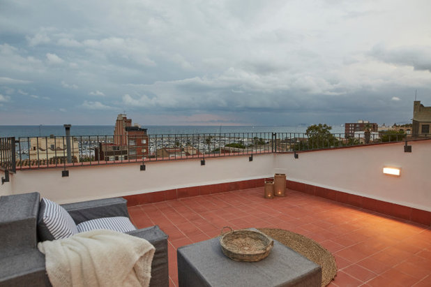Mediterráneo Terraza y balcón by Mutuum