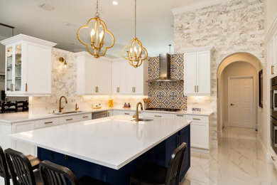 Inspiration for a modern kitchen remodel in Seattle