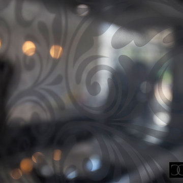 Pattern Toughened Mirror Glass Splashback