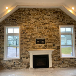 QuarryCut Stone - 50%Dark 50%Brown - Irregular 10 - Siding And Stone Veneer