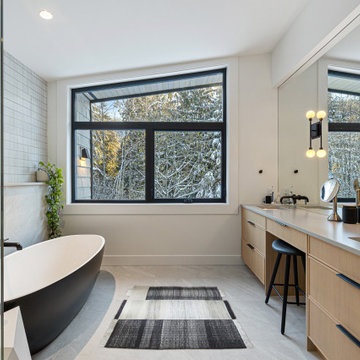 Contemporary Bathroom