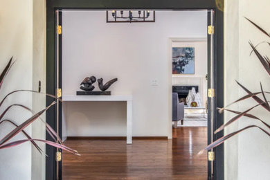 Entryway photo in San Francisco