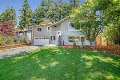 Elegant exterior home photo in Seattle
